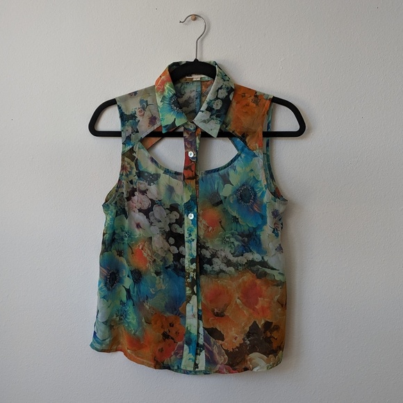 Cotton Candy Cut-Out Blouse - Picture 2 of 4